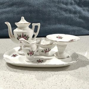 Miniature Japanese Porcelain Tea Serving Set